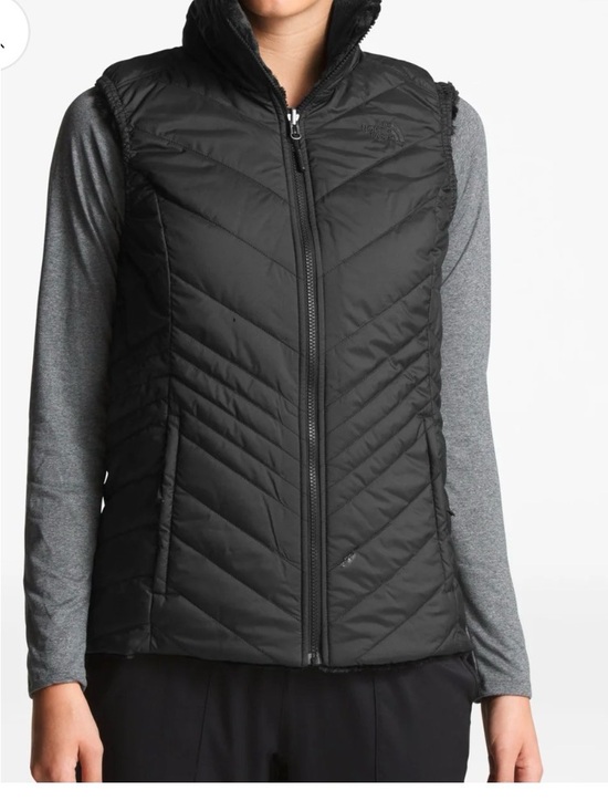 The North Face Jackets & Blazers - The North Face | Jackets & Coats |
Reversible The North Face ...